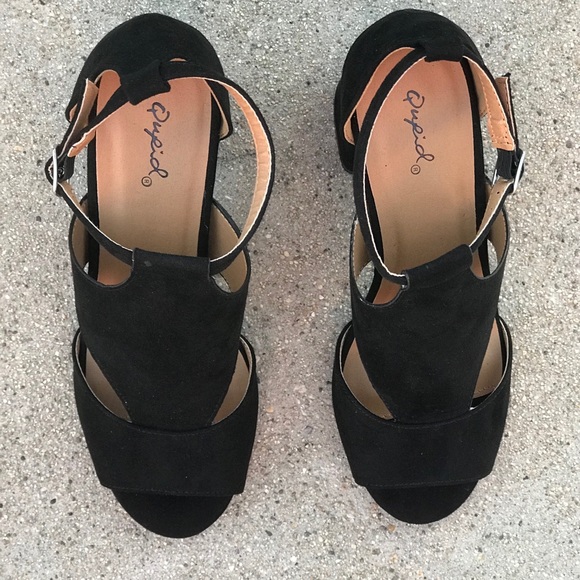 1 Left! QUPID black ankle strap chunky heel sandal - Picture 5 of 7